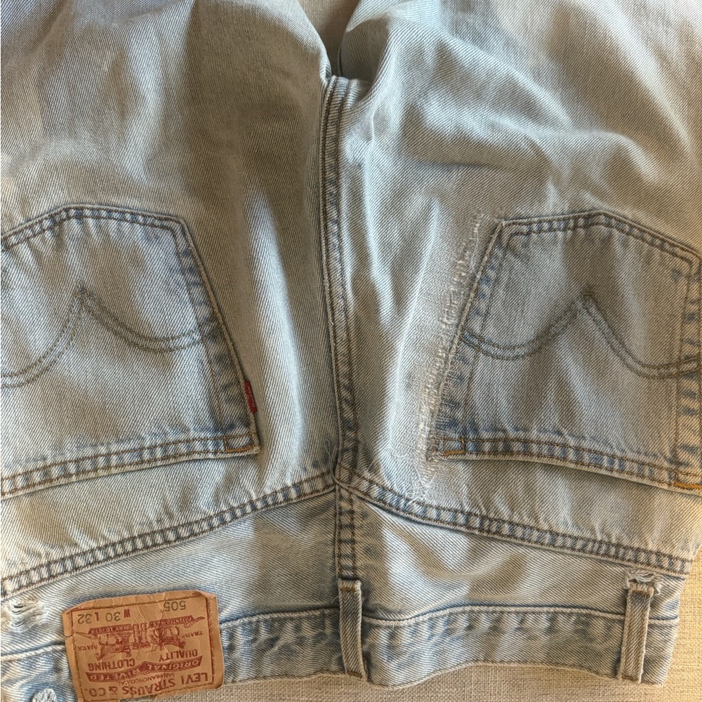 VINTAGE LEVIS - Picture 10 of 16